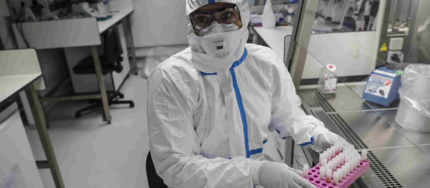 Δήλωση «βόμβα» από τον πρώην διοικητή της ΜΙ6: «Ο κορωνοϊός ήταν 'ατύχημα' σε κινεζικό εργαστήριο»